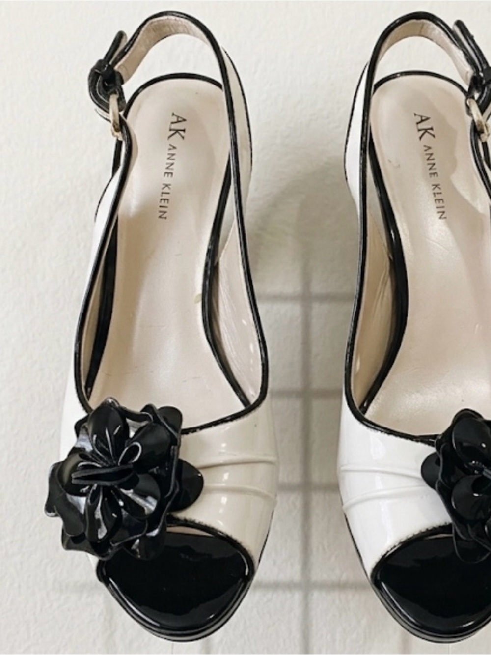 50’s AK Anne KLIEN peep-toe sling back patent leather pumps . size 81/2 medium